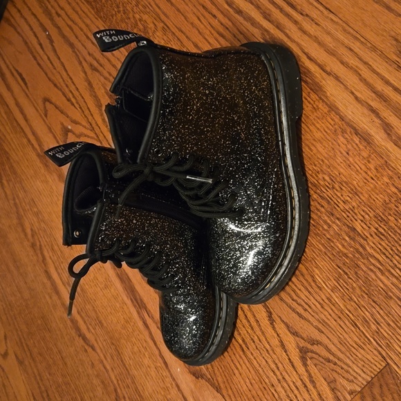 NWOT Youth 1460 Glitter lace up boot - Picture 2 of 9